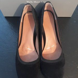 Vionic Black Faux Suede Low Heel Shoes